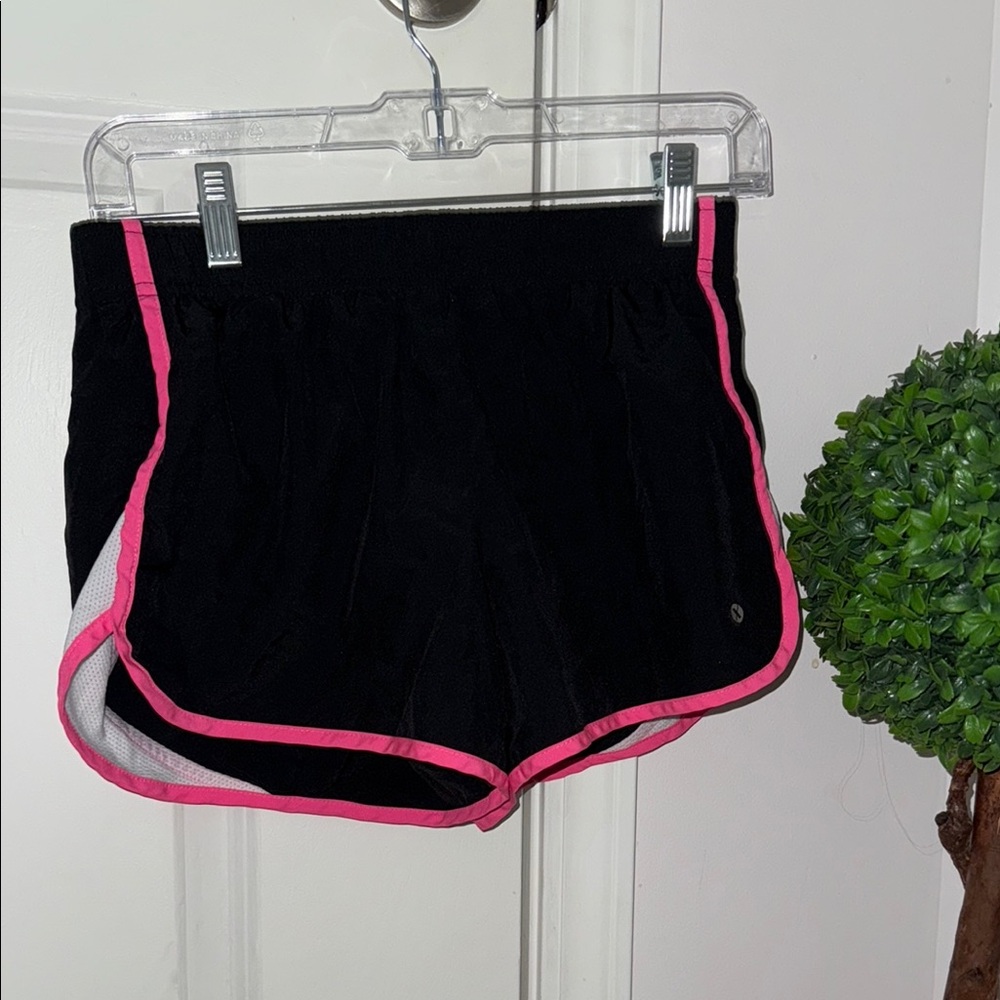 Xersion Women's Black Shorts with Pink Trim